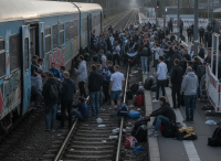 Sonderzug gestoppt: 1.000 PSG-Fans sorgen für Aufsehen in München